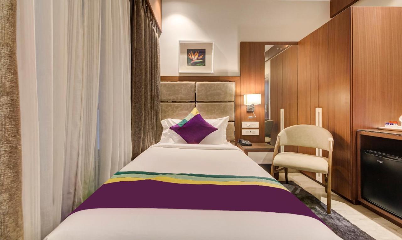 Hotel Treebo Premium Tahoora International Kalkutta Exterior foto