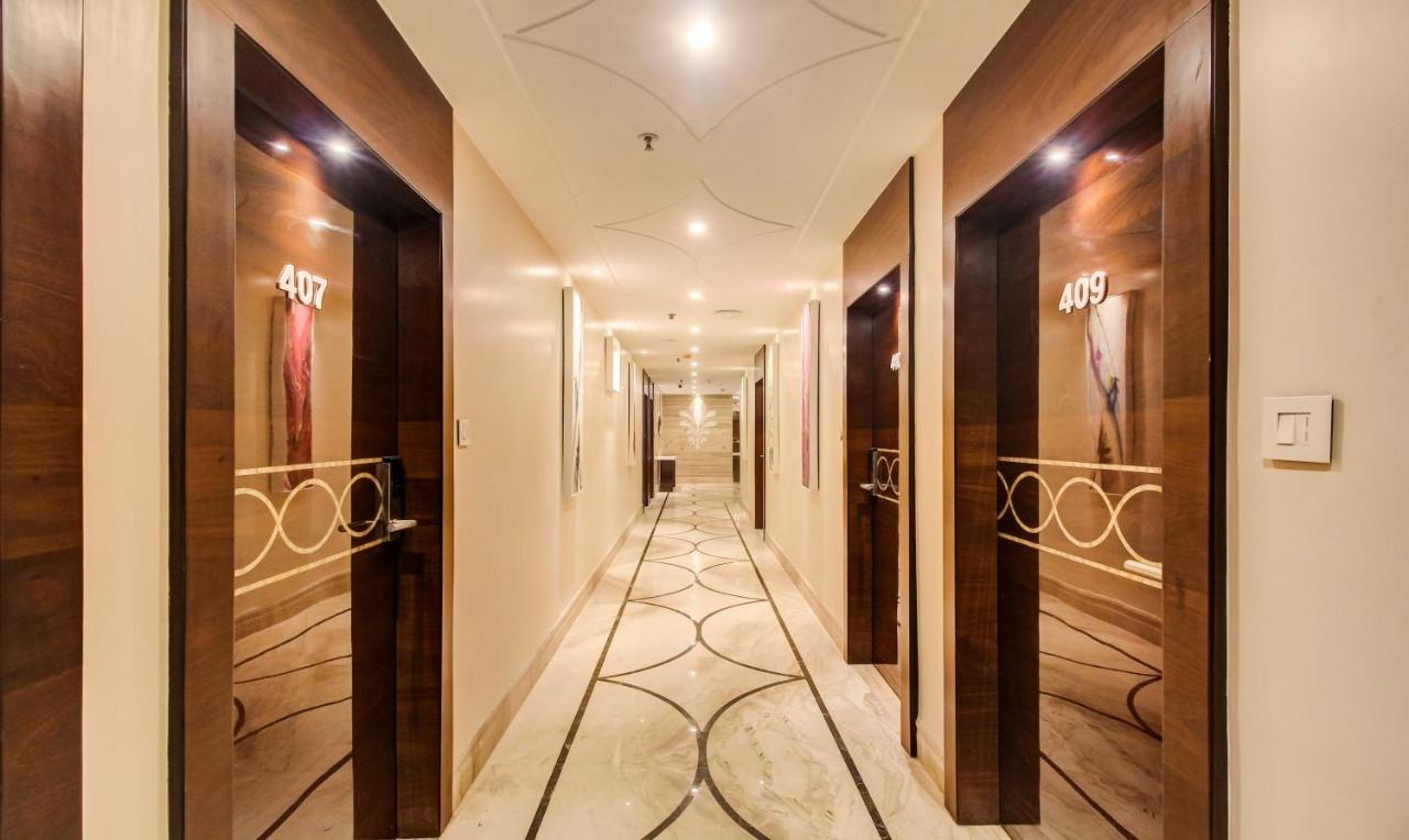 Hotel Treebo Premium Tahoora International Kalkutta Exterior foto