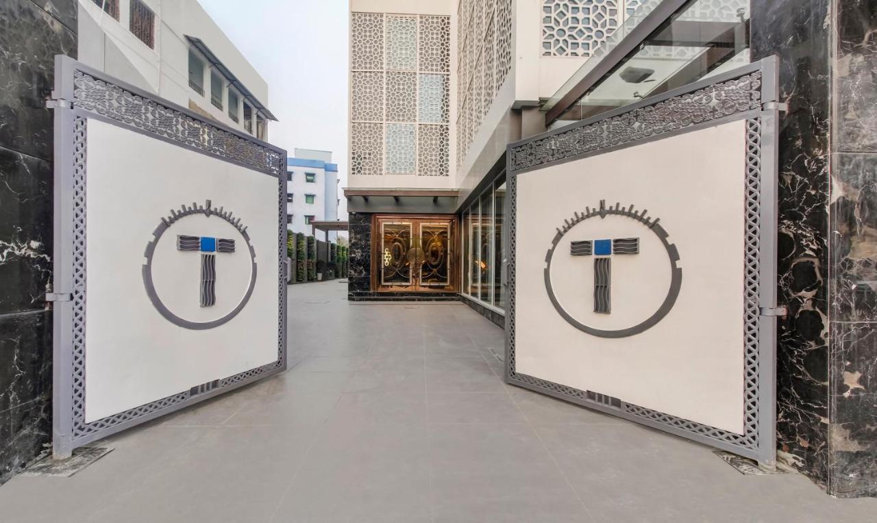 Hotel Treebo Premium Tahoora International Kalkutta Exterior foto